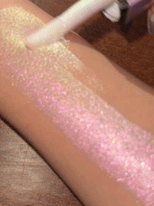 Sheglam Chroma-Glow Bloom Liquid Highlighter - Iluminador Liquido