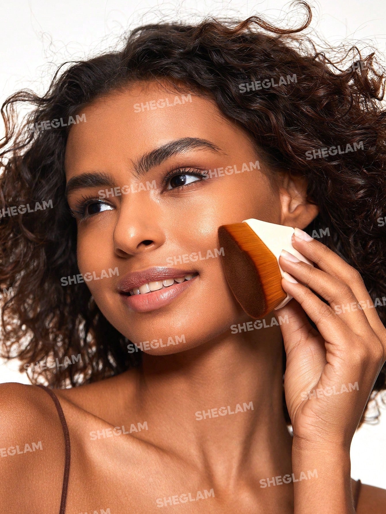Sheglam Brocha para Base Skin Magnet